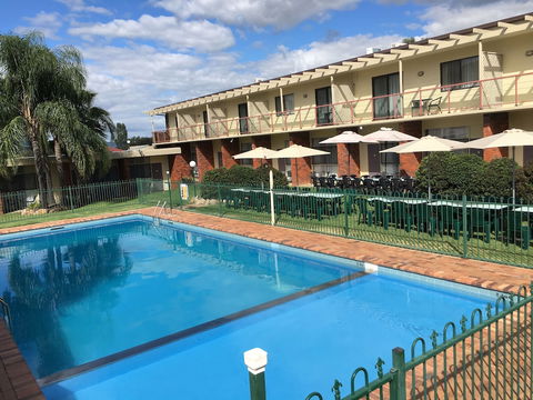 Redhill Tamworth Motor Inn & Conference Centre - Darwin Holiday 4