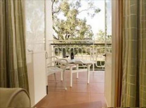 ANU University House Hotel - Darwin Holiday 1