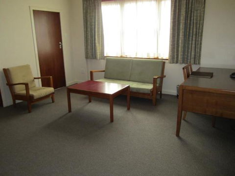 ANU University House Hotel - Darwin Holiday 4