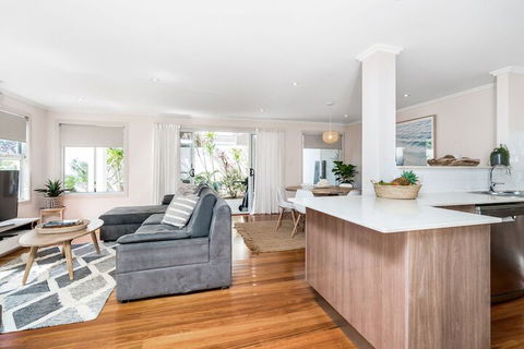 Drift - Darwin Holiday 7