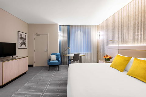 Radisson Blu Plaza Hotel Sydney - Darwin Holiday 6