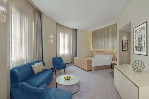Radisson Blu Plaza Hotel Sydney - Darwin Holiday 5
