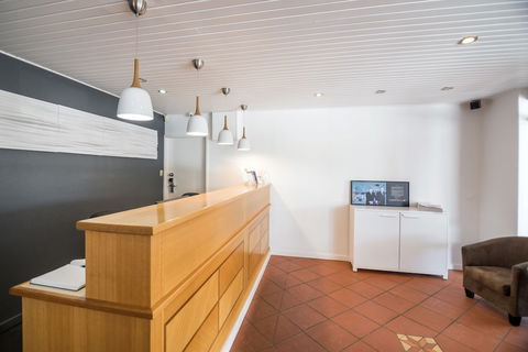 Ibis Styles Orange - Darwin Holiday 3