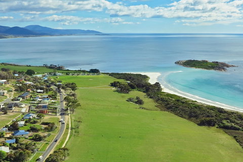 Diamond Island Resort & Bicheno Penguin Show - Darwin Holiday 3