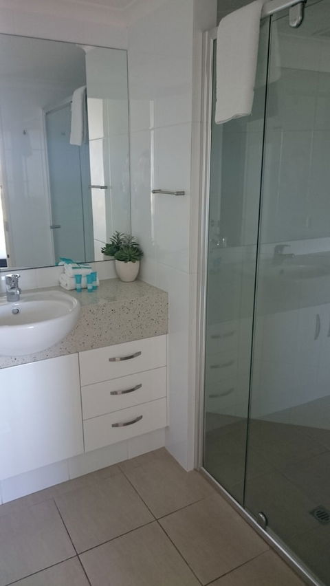 Points North Apartments - Darwin Holiday 6