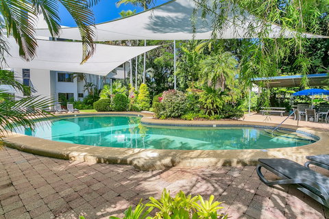Roydon Beachfront Apartments - Darwin Holiday 5