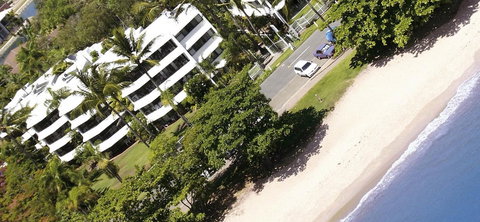Roydon Beachfront Apartments - Darwin Holiday 0