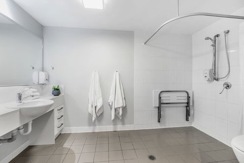 Essence Apartments Chermside - Darwin Holiday 6