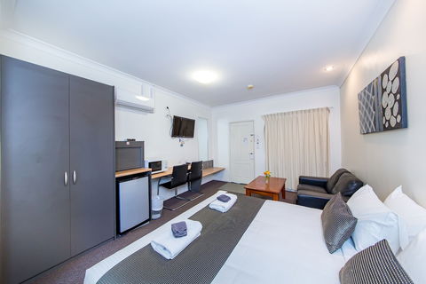 Ascot Lodge Motor Inn Kingaroy - Darwin Holiday 6