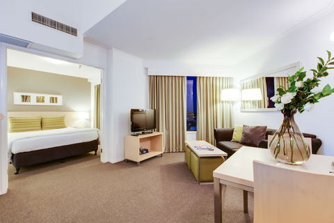 Oakwood Hotel & Apartments Brisbane - Darwin Holiday 5