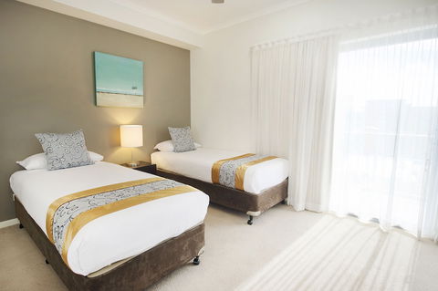 Gladstone City Central Apartment Hotel - Darwin Holiday 6
