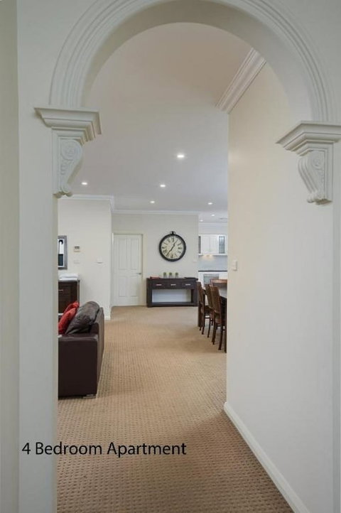 Charles Sturt Suites & Apartments - Darwin Holiday 2