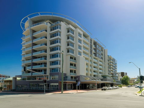 Adina Apartment Hotel Wollongong - Darwin Holiday 1