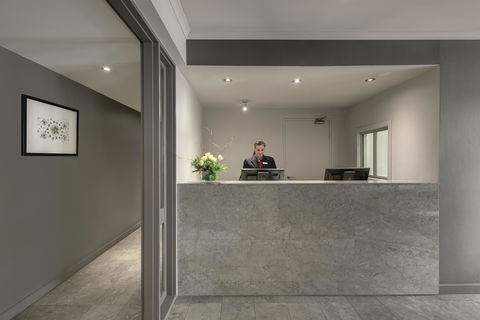 Adina Apartment Hotel Sydney Chippendale - Darwin Holiday 4