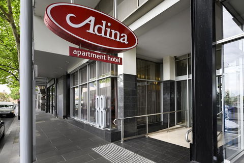 Adina Apartment Hotel Melbourne On Flinders - Darwin Holiday 2