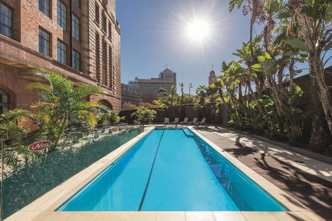 Adina Apartment Hotel Sydney Central - Darwin Holiday 2