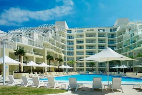 Mantra Ettalong Beach - Darwin Holiday 1