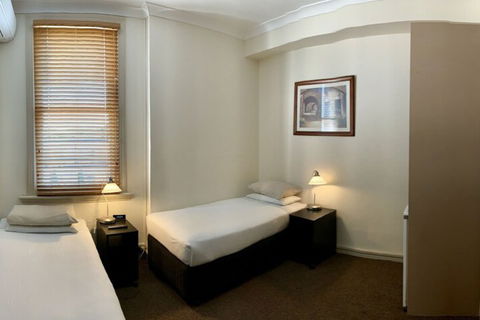 Ashfield Manor - Darwin Holiday 3