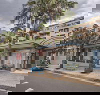 Adina Apartment Hotel Coogee Sydney - Darwin Holiday