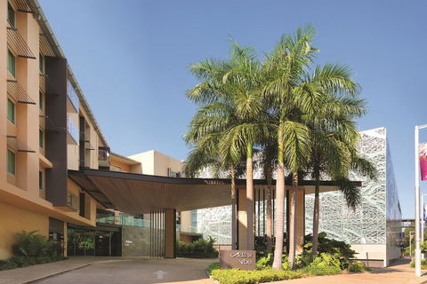 Adina Apartment Hotel Darwin Waterfront - Darwin Holiday 1