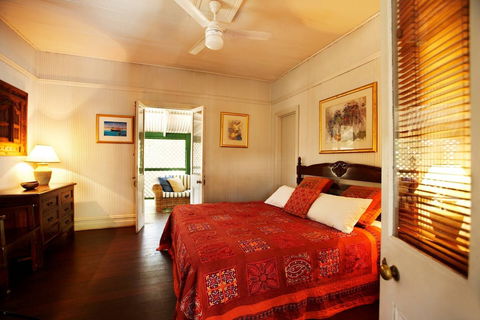 Pinctada McAlpine House - Darwin Holiday 6