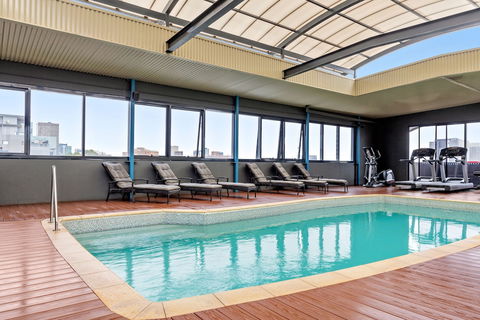 Mantra On Hay - Darwin Holiday 3