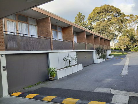 Moe Parklands Motel - Darwin Holiday 2