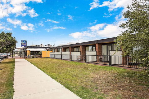 Comfort Inn Richmond Henty - Darwin Holiday 4