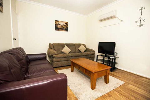 Kalgoorlie Overland Motel - Darwin Holiday 7