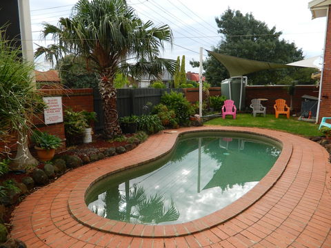 Werribee Motel & Apartments - Darwin Holiday 1