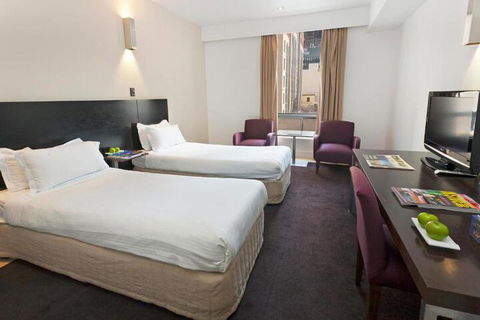 Hotel Causeway - Darwin Holiday 3