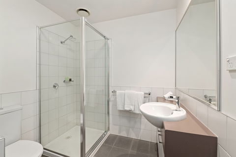 Burwood Serviced Apartments - Darwin Holiday 1