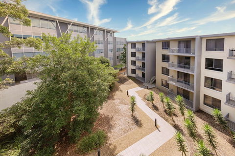 Oaks Sydney North Ryde Suites - Darwin Holiday 0