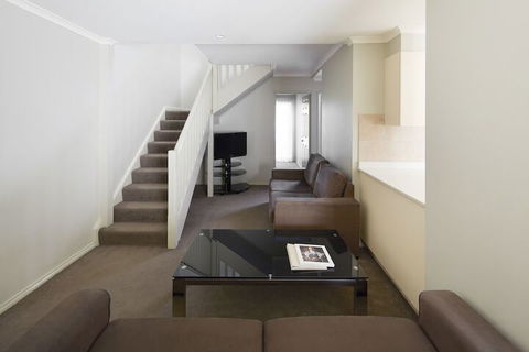 Pinnacle Apartments - Darwin Holiday 6