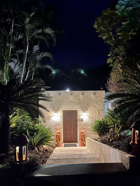 Sensom Luxury Bed & Breakfast - Darwin Holiday 6