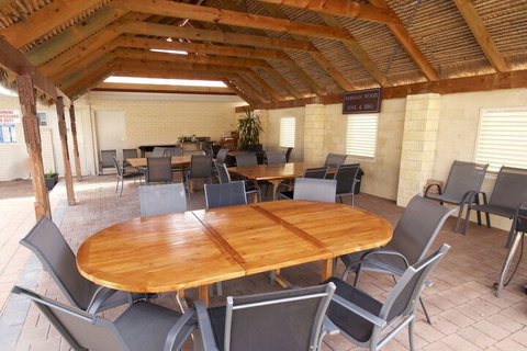 Bunbury Apartment Motel - Darwin Holiday 3