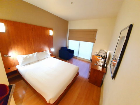 Ramada Encore Dandenong - Darwin Holiday 5