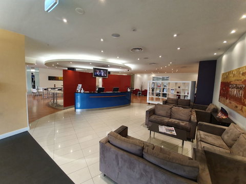 Ramada Encore Dandenong - Darwin Holiday 3