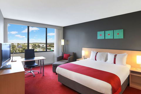 Holiday Inn Melbourne Airport, An IHG Hotel - Darwin Holiday 5