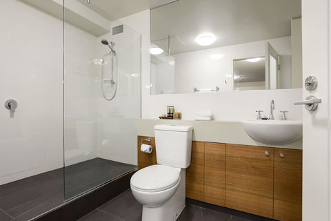 Old Woolstore Apartment Hotel - Darwin Holiday 6