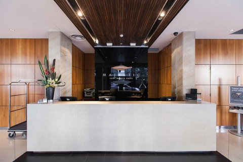 Majestic Roof Garden Hotel - Darwin Holiday 3