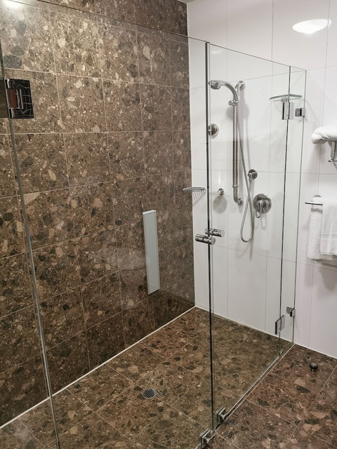 Majestic Roof Garden Hotel - Darwin Holiday 5