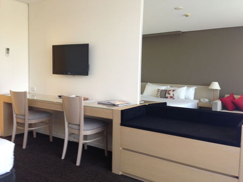 Coogee Sands Hotel And Apartments - Darwin Holiday 6