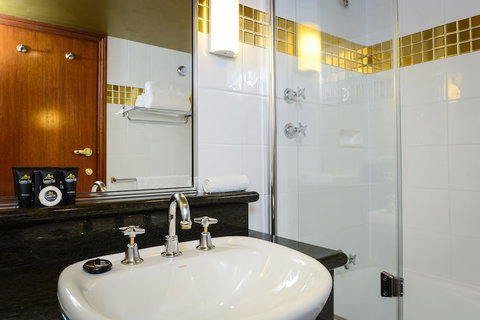 Country Club Tasmania - Darwin Holiday 5