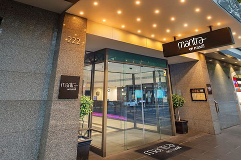 Mantra On Russell - Darwin Holiday 0