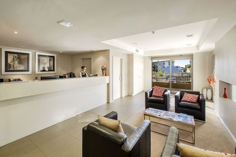 Gladstone Downtown Central Apartment Hotel - Darwin Holiday 1