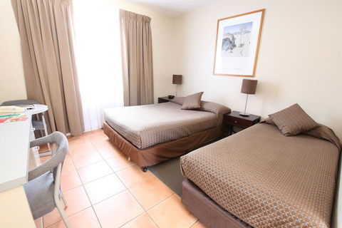 Forrest Hotel And Apartments - Darwin Holiday 3