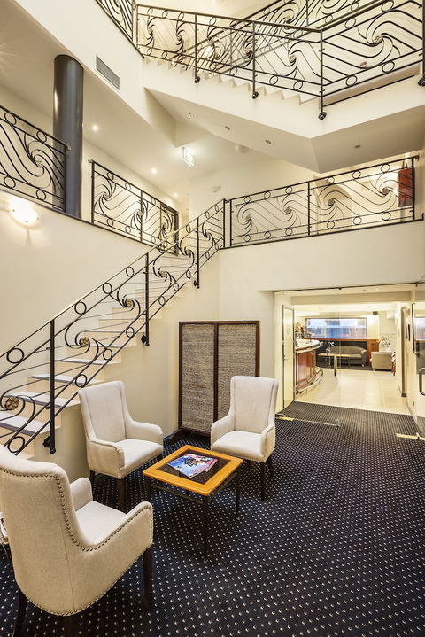 Quest Savoy - Darwin Holiday 0