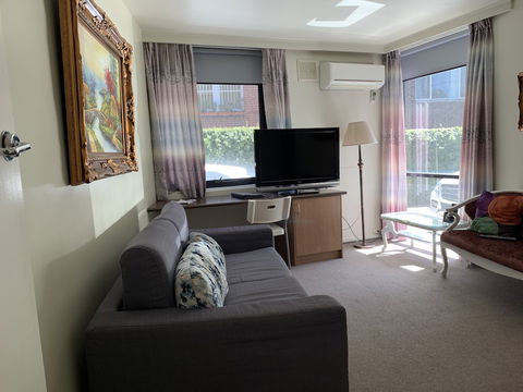 Albert Heights Serviced Apartments - Darwin Holiday 5