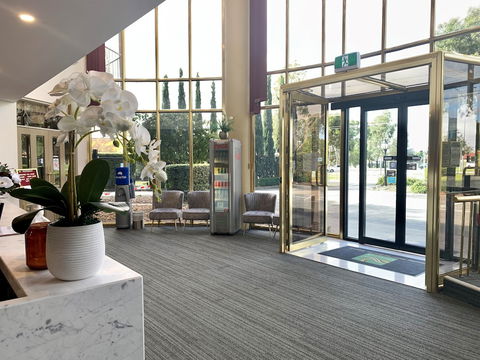Quality Hotel Melbourne Airport - Darwin Holiday 3